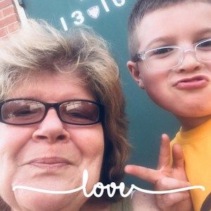 Meet your Posher, Debbie